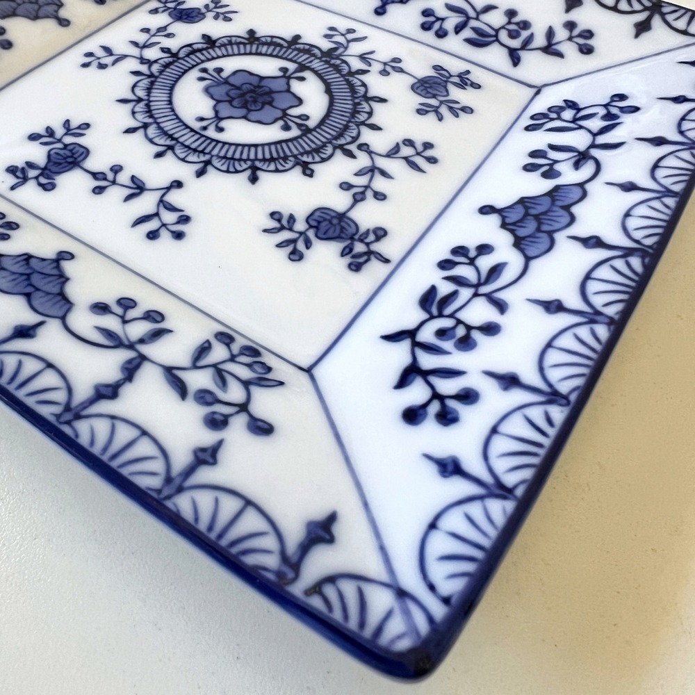 Vintage Royal China Blue Onion Ironstone Square Plate Dish 6" USA - Picture 4 of 9